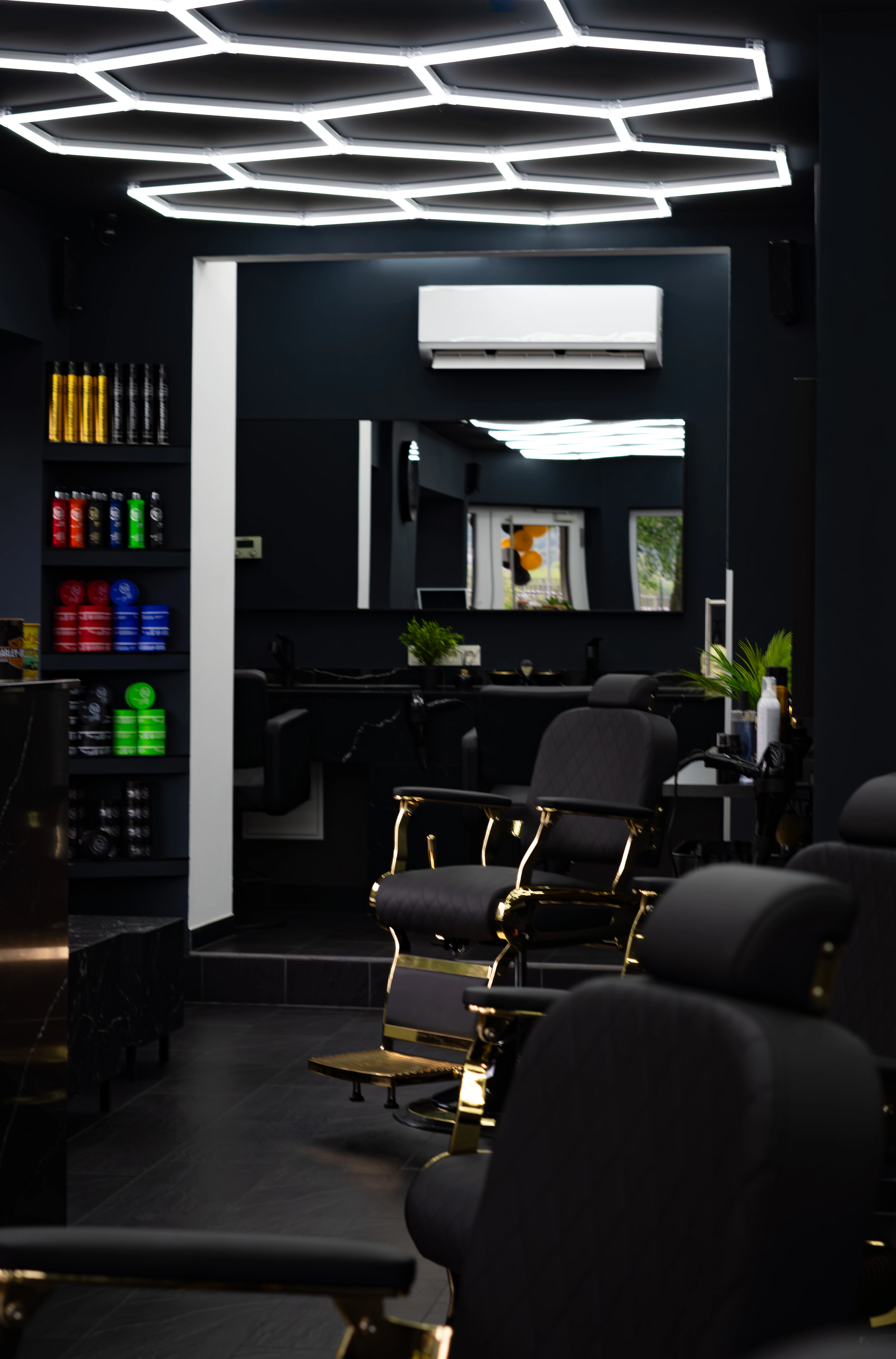 Elvis Friseursalon Bild 3